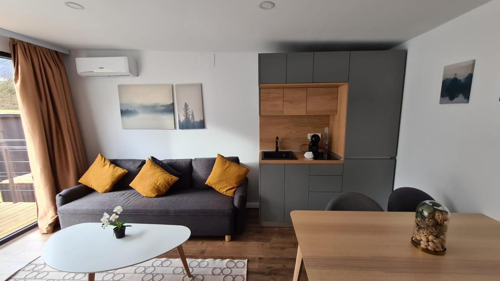 Moon Montana Buşteni Habitación foto
